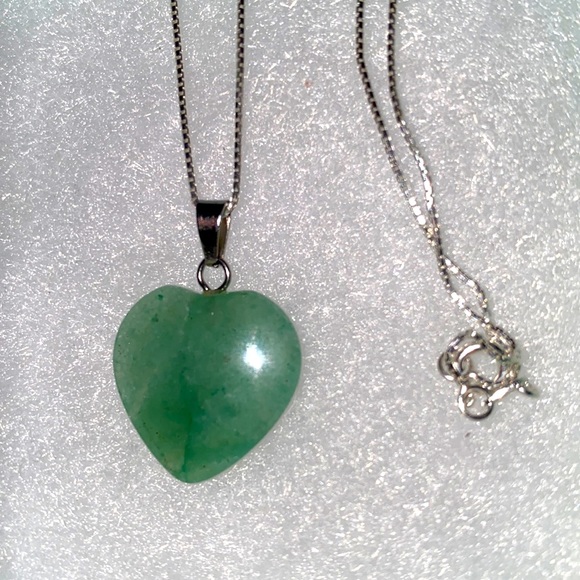 Hand Crafted Jewelry - Natural Jade Heart ❤️ Sterling Silver Necklace